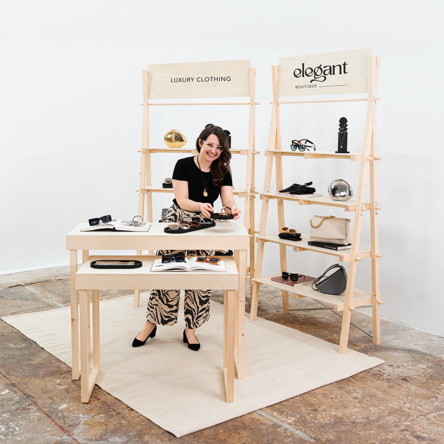 Lightweight display tables and shelving for fairs and exhibitions