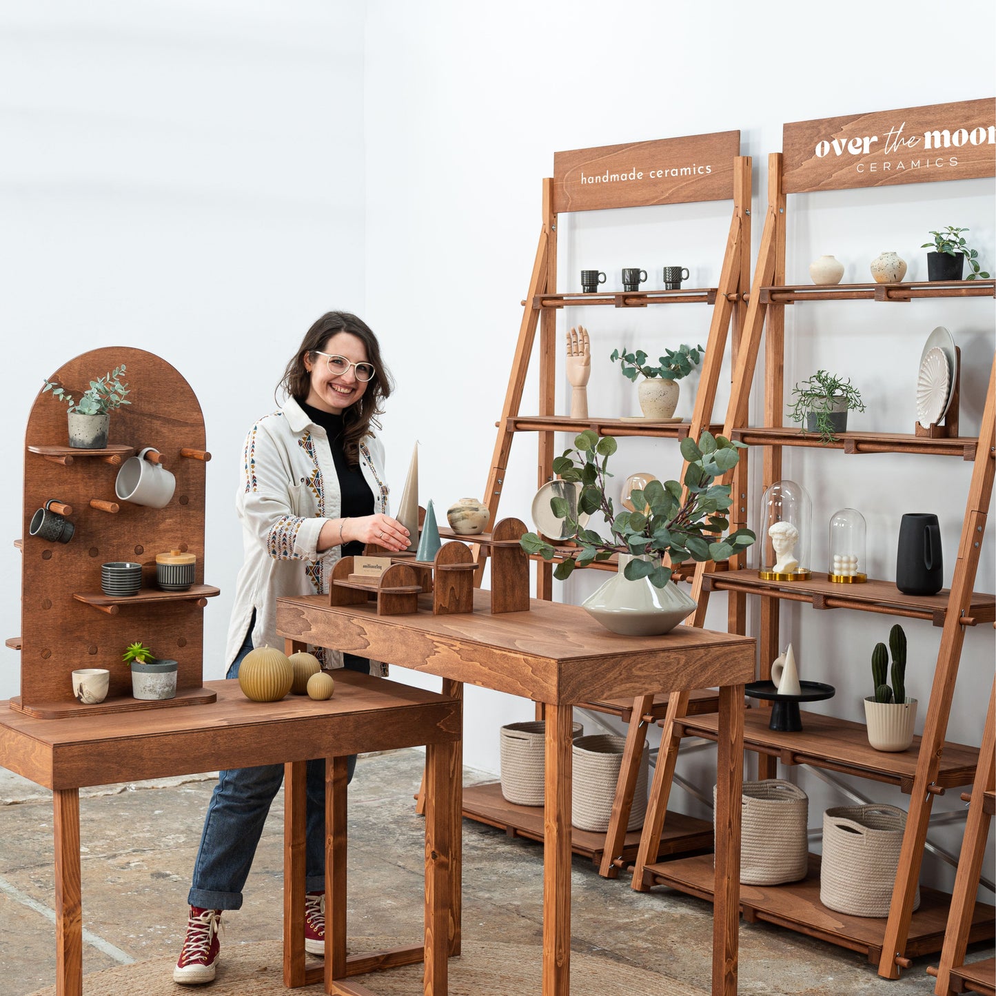 Fully equipped California Bundle display set showcasing a stylish and functional design for events and pop-up shops