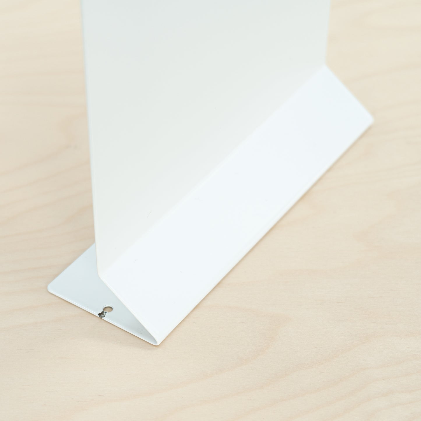 VENTE D'ÉCHANTILLONS | Lot de 5 panneaux de table magnétiques en métal SAP-A5-V-WT, verticaux, taille A5 (demi-lettre)