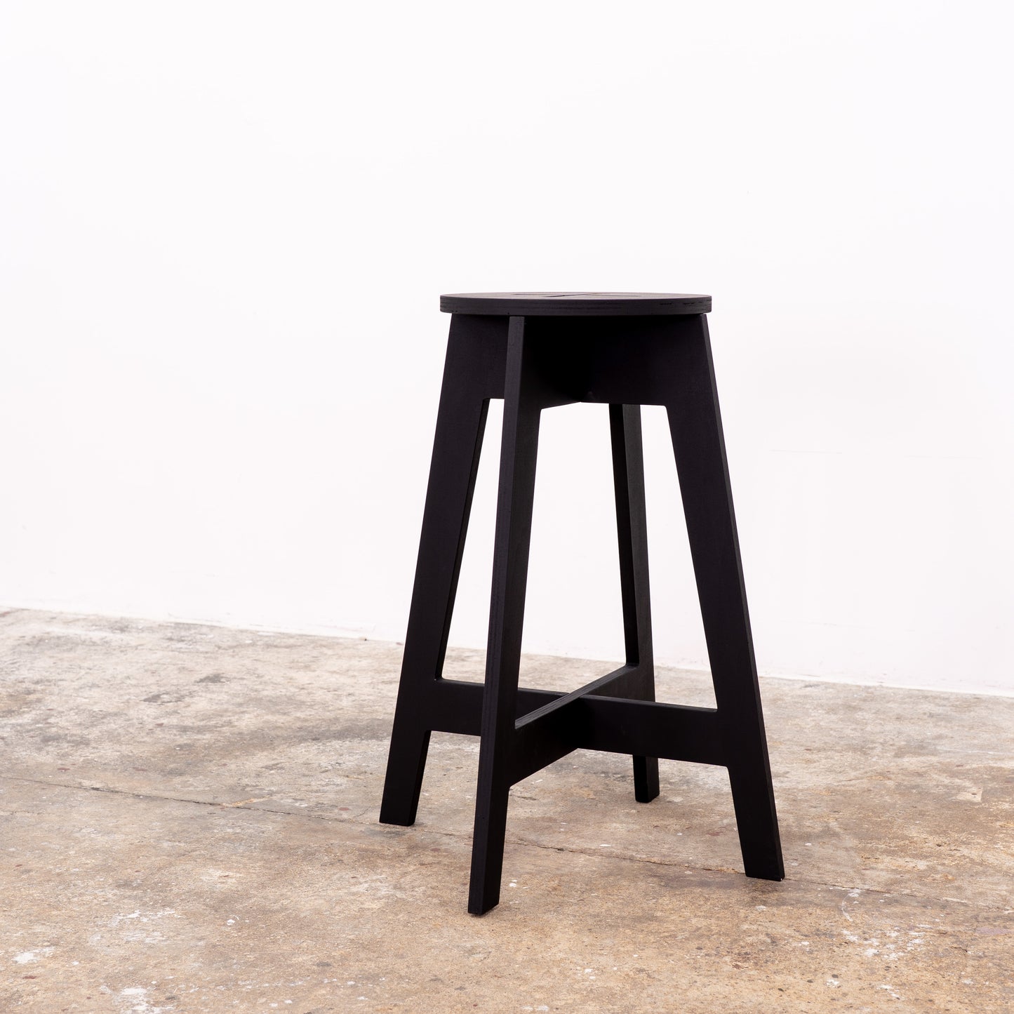 Tool-free foldable bar stool in matte black finish