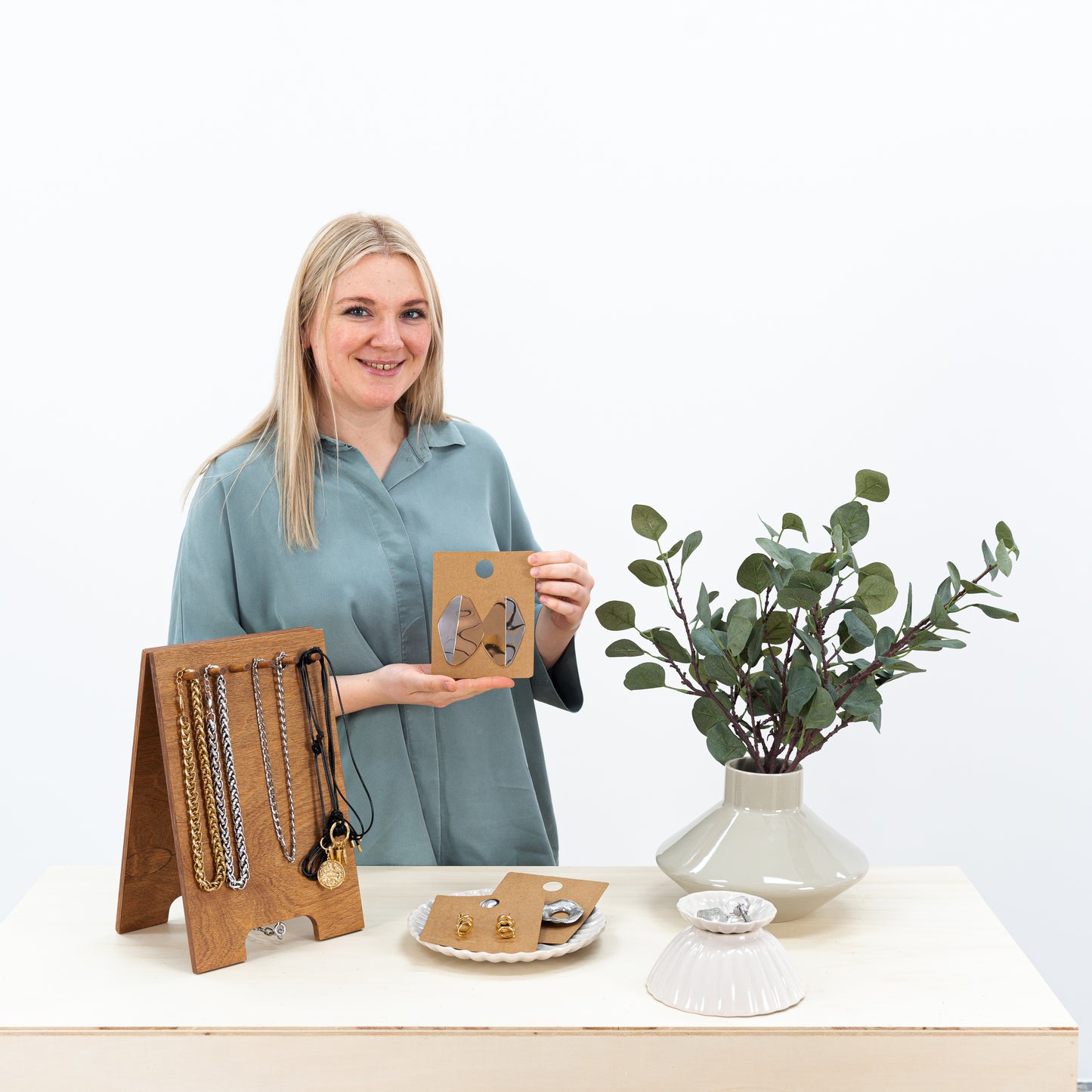 portable wooden stand for boutique counters and market booths