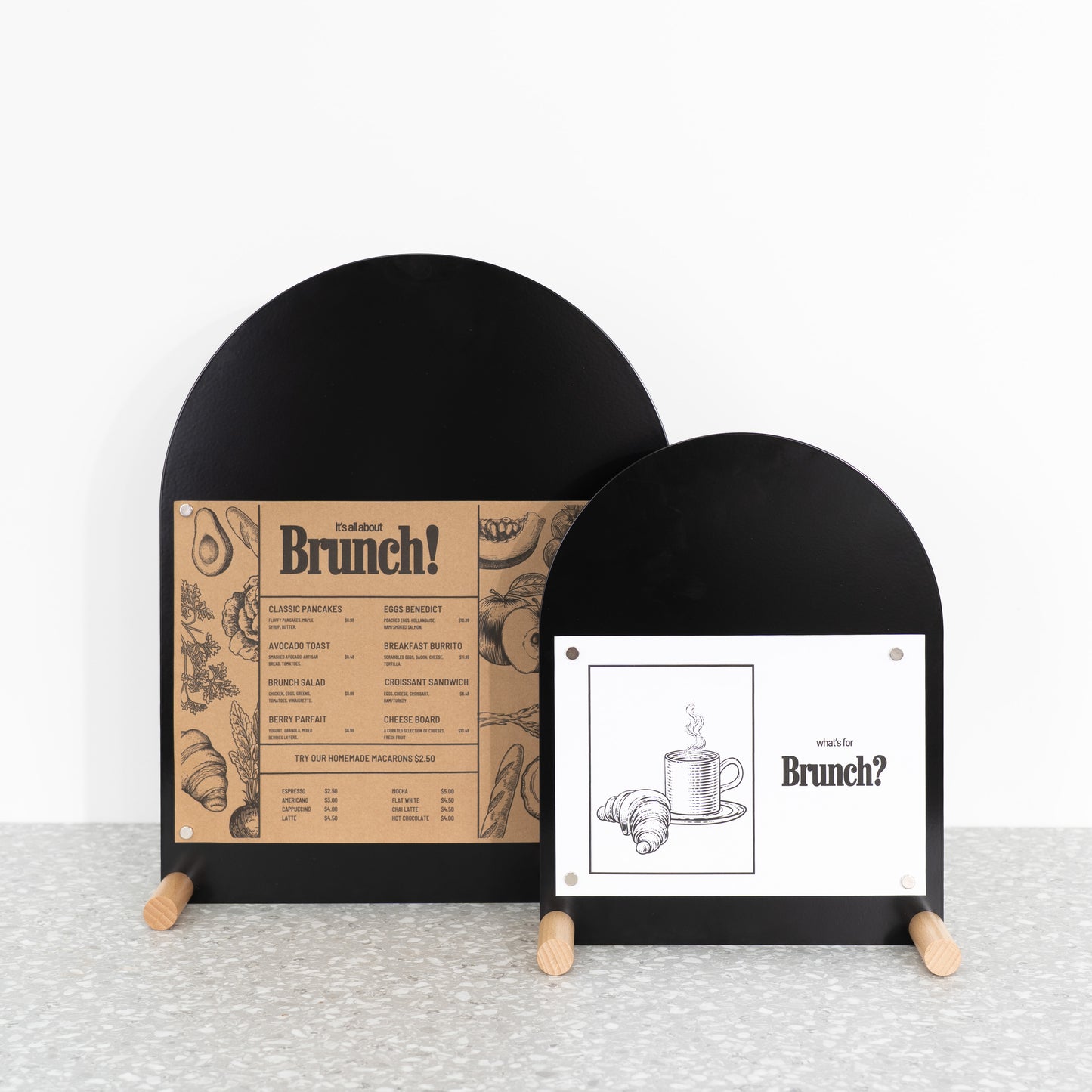 Magnetic tabletop sign boards in A4 and A5 with wooden base