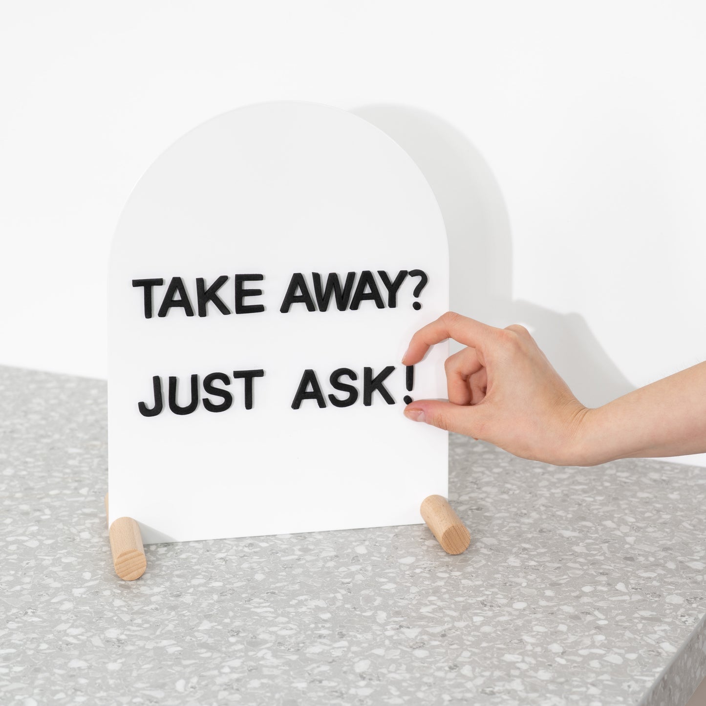 Magnetic signage for cafés and retail counters
