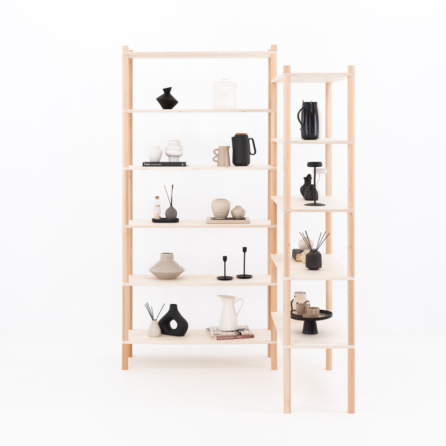Corner layout of BAMBUK double retail shelf
