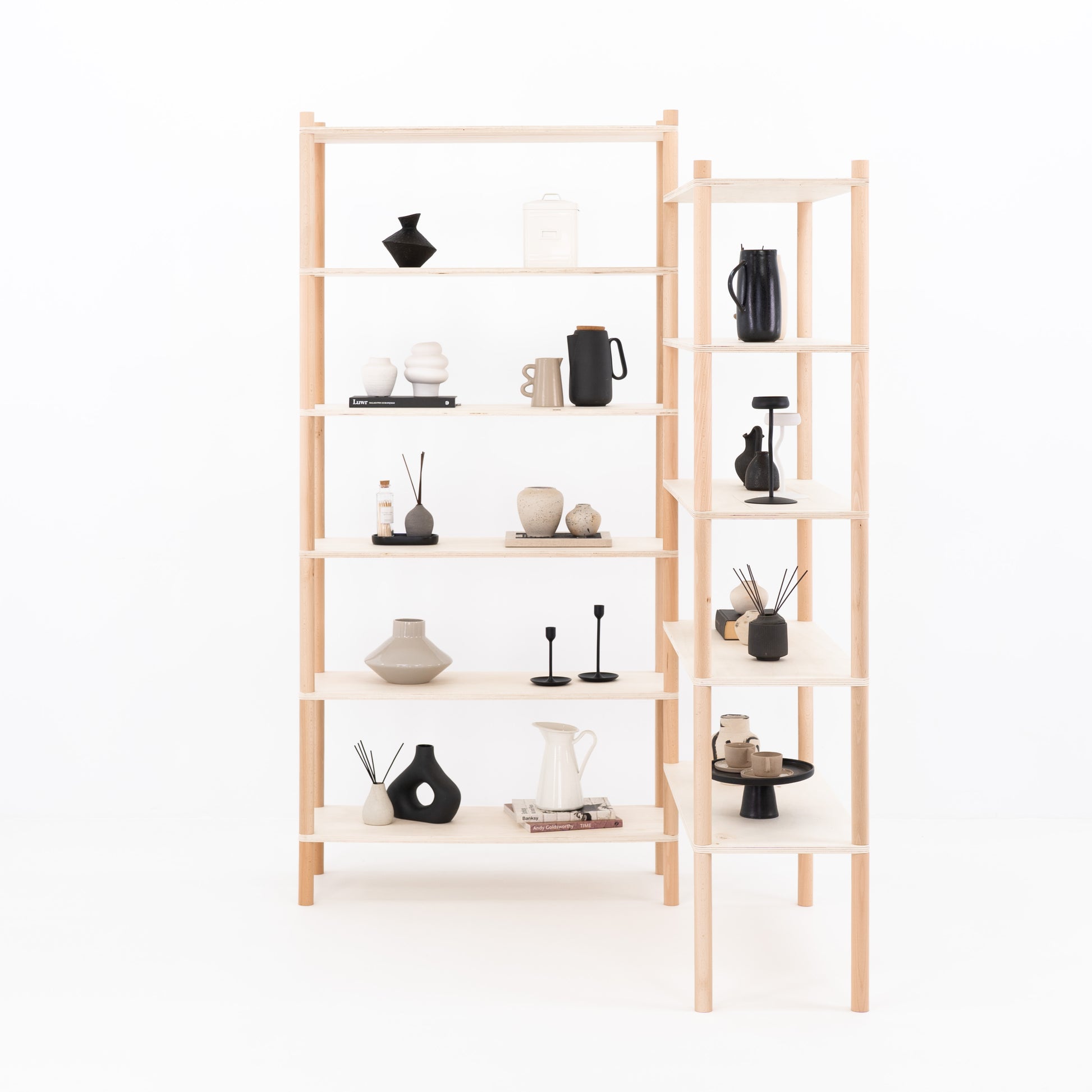 Corner layout of BAMBUK double retail shelf