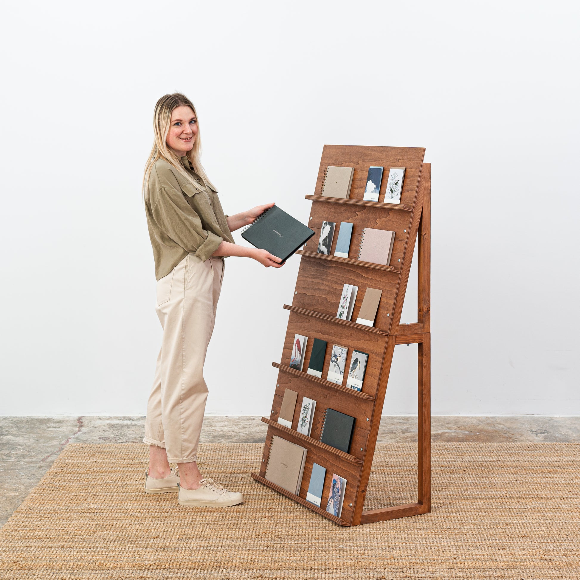 Portable wooden coffee magazine stand split into two separate pieces