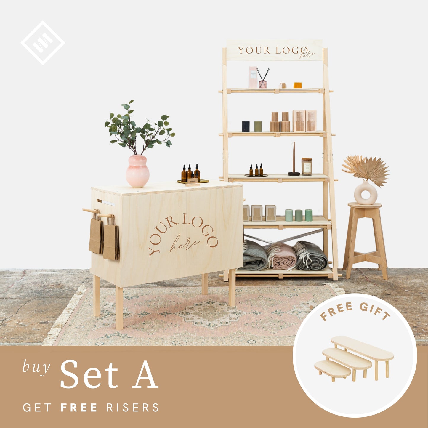 Free 3-tier riser for product presentation – included in set