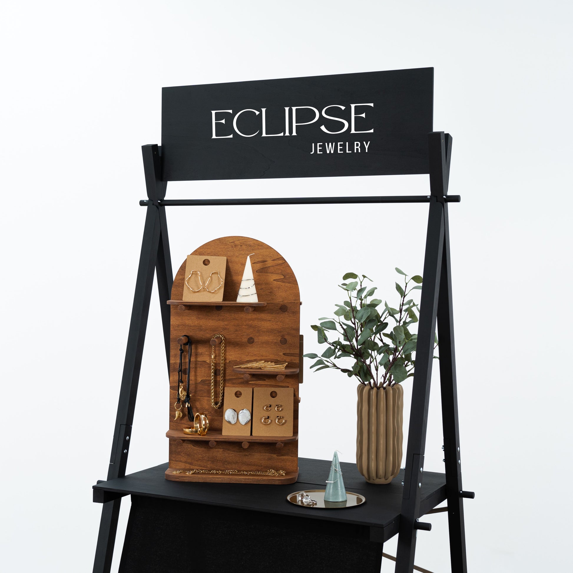 Eco-friendly vendor stand for exhibitions and craft fairs