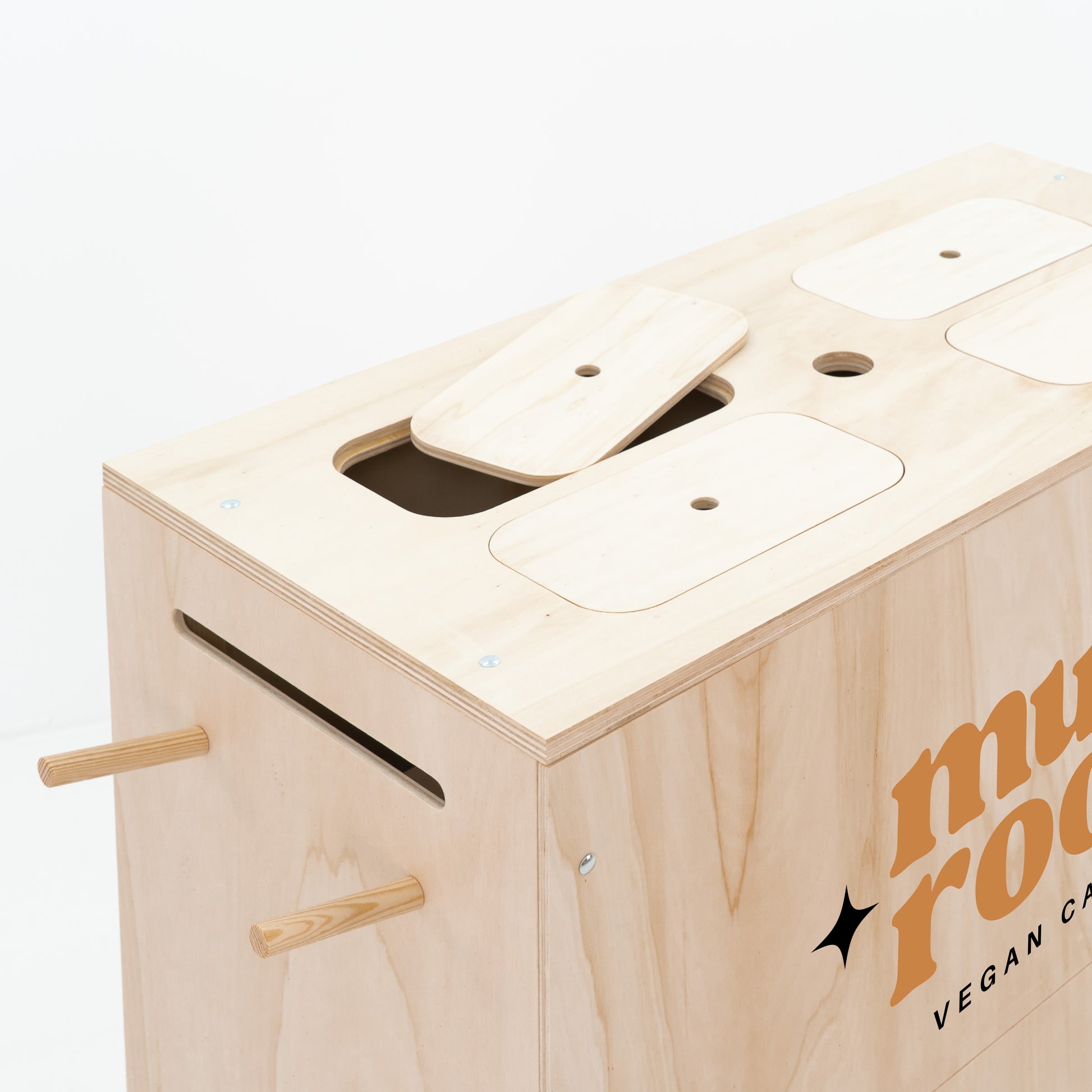 Event-ready catering trolley with storage shelves and lockable caster wheels