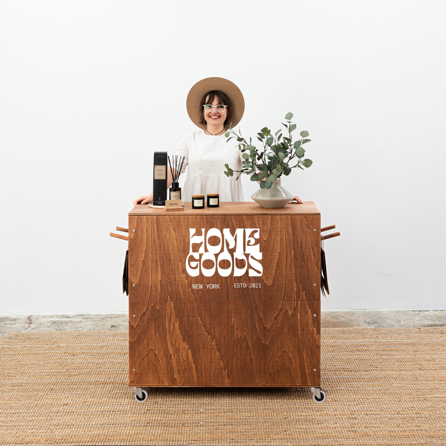 Checkout stand VC-08-W-CF | coffee color