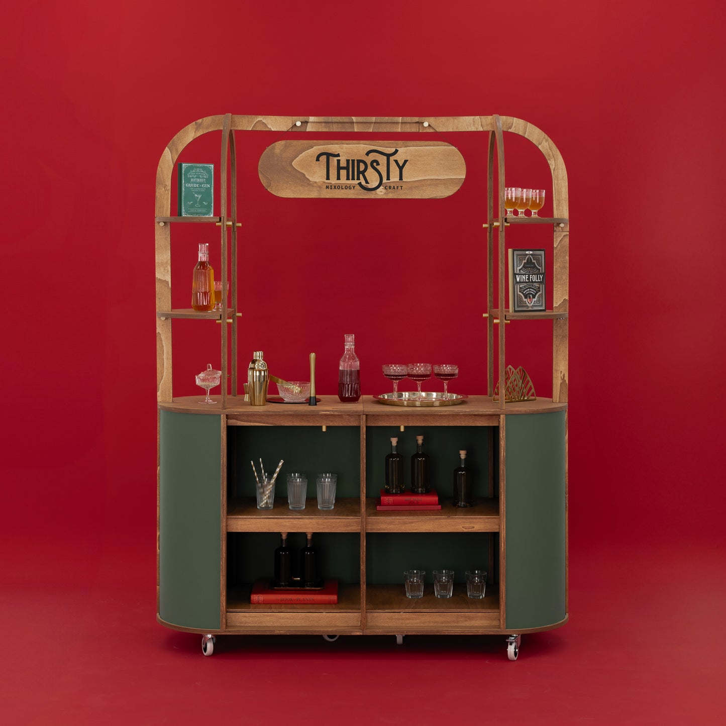 The VC-29 cart with its smooth, uniform countertop, ideal for presenting beverages or floral arrangements without any cut-out spaces.