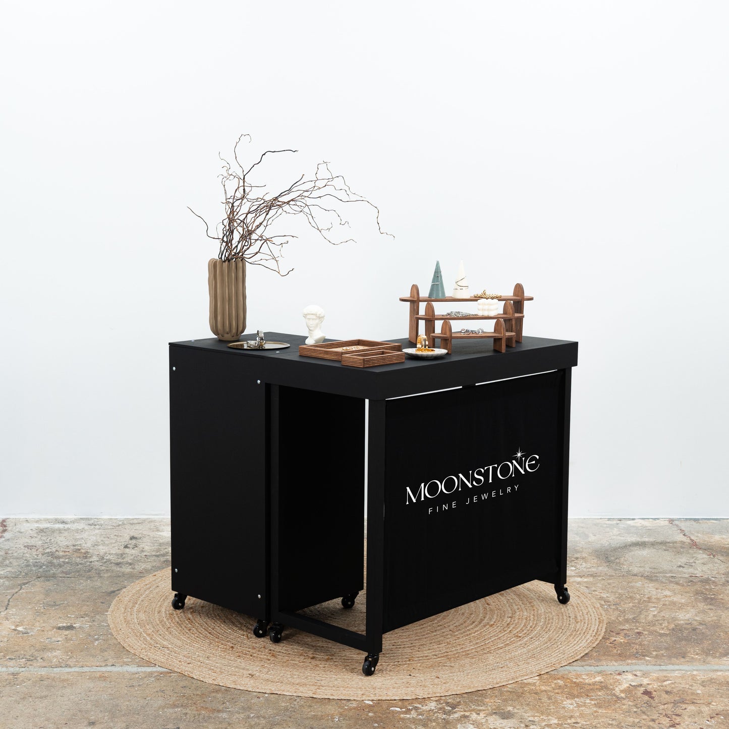 SET Vienna BL : Comptoir portable VC-06-W-BL et table VC-04-CW-BL de couleur noire, caisse, station de dégustation