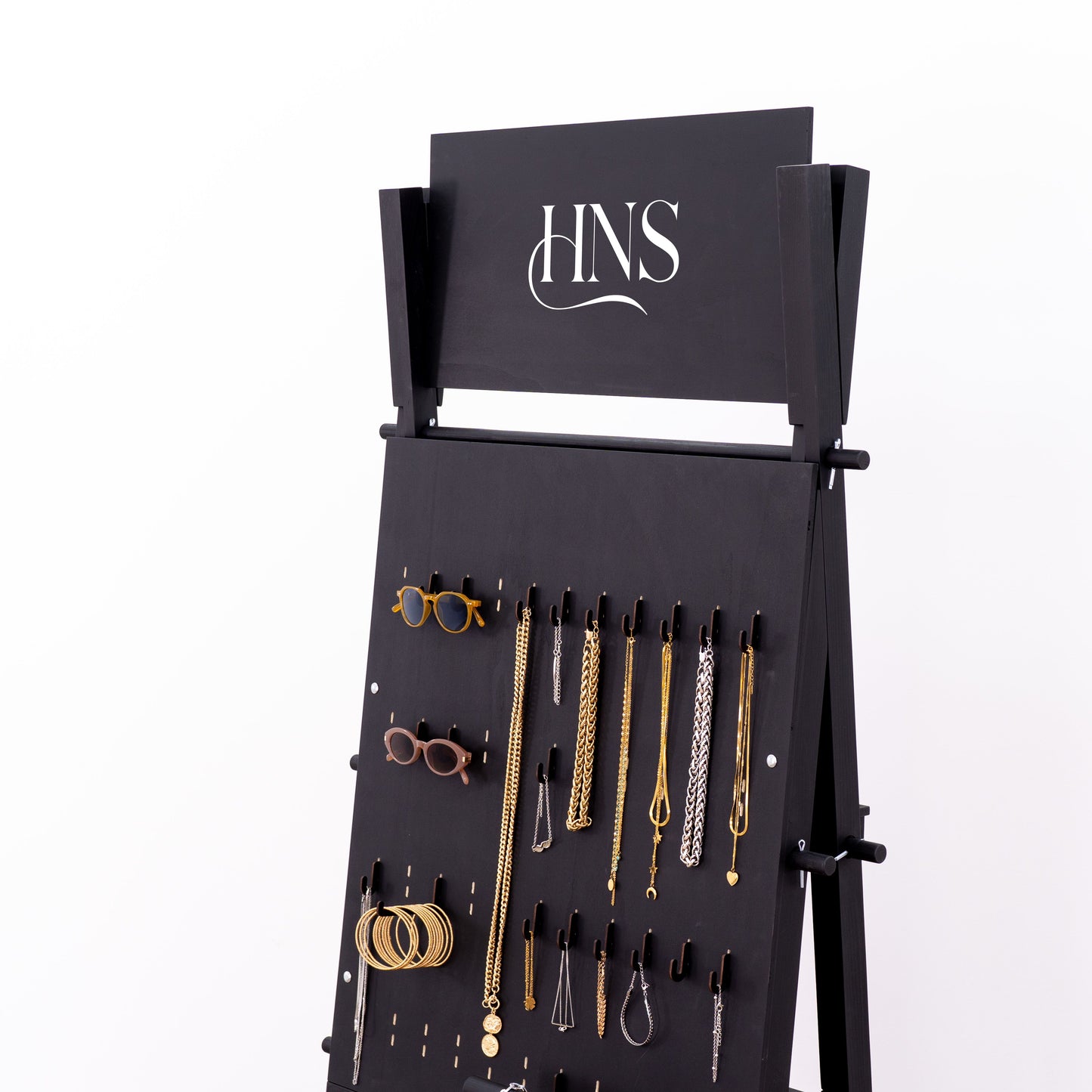 Mobile pegboard display for markets and pop-up shops