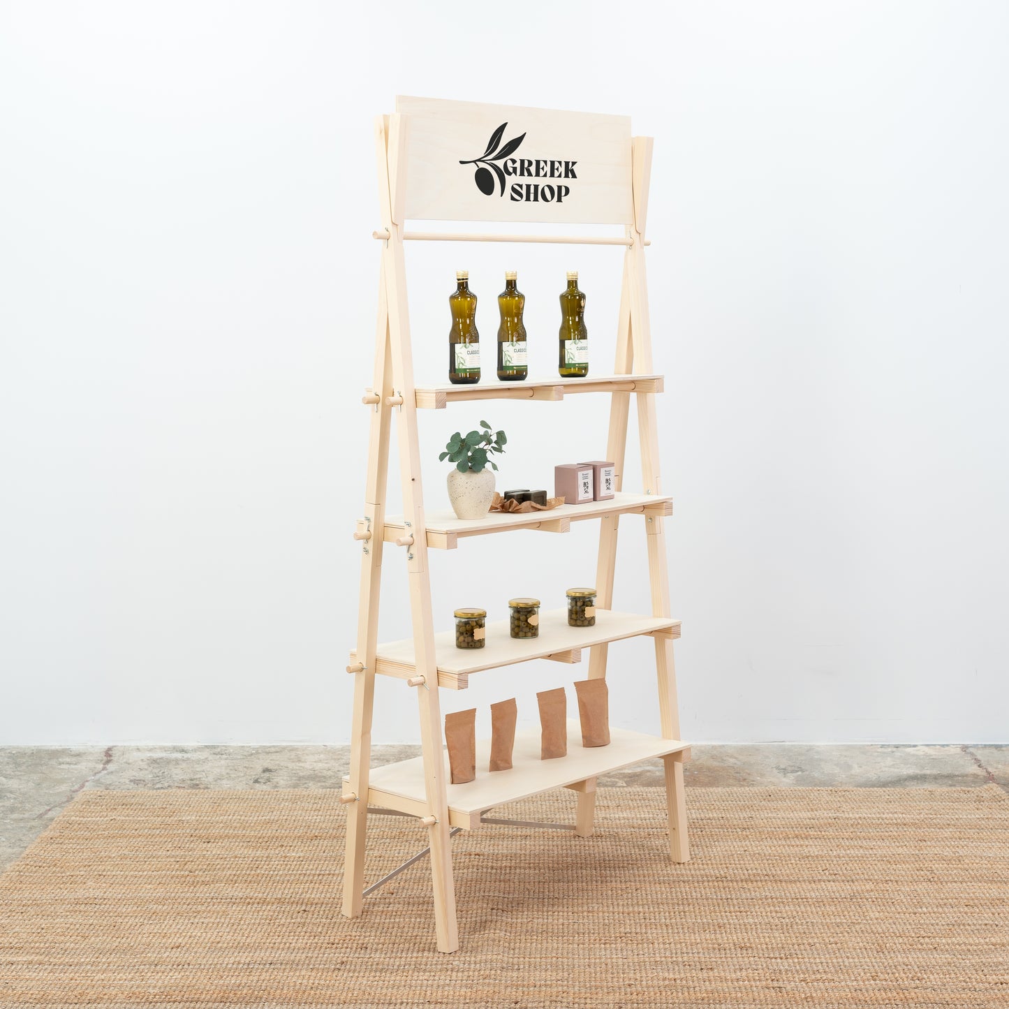 Tool-free foldable display shelf with adjustable slanted shelves