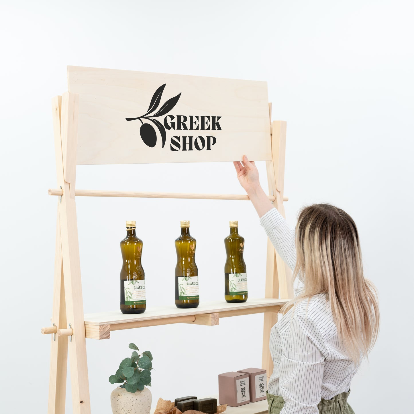 Event-ready collapsible shelving unit for vendors and product displays