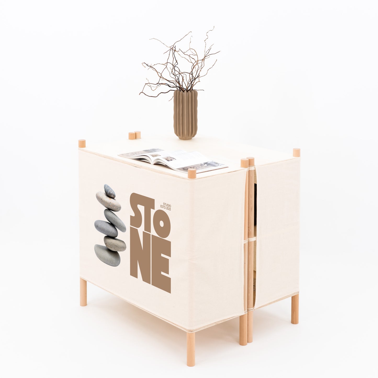 Flat-packed BAMBUK counter ready for transport
