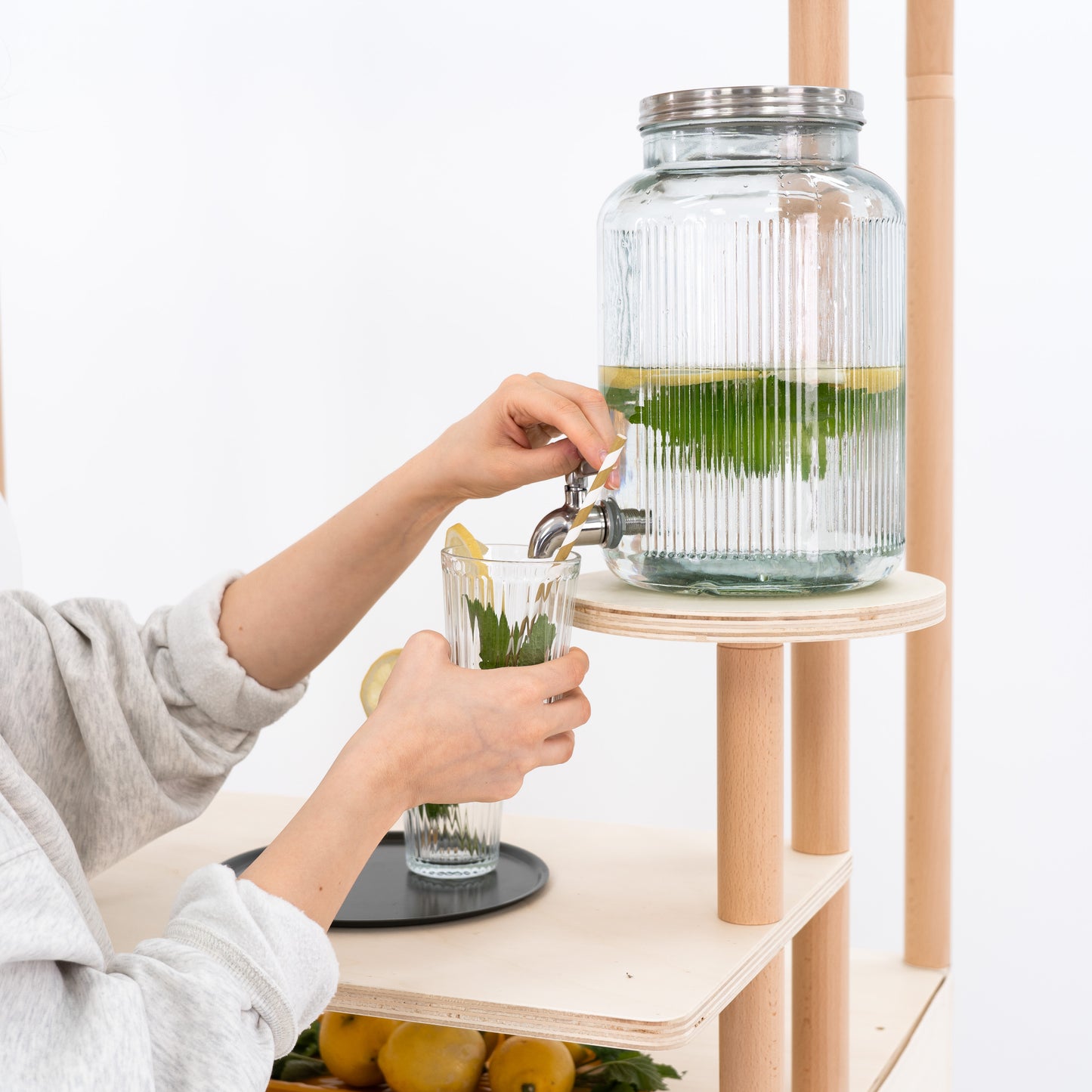 Portable wooden service station for trade shows and pop-ups