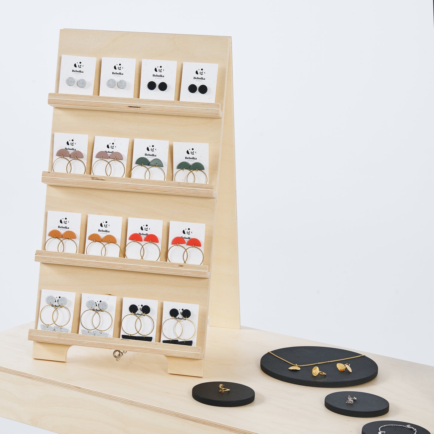 Wooden earring card holder VAB-02-A-NT | shop and craft fair display
