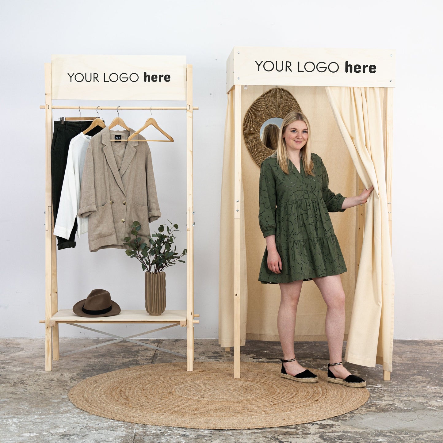 SET Chicago - garment rack and fitting room bundle for fashion designers, clothing brands, showrooms, fashion events | Milimetry