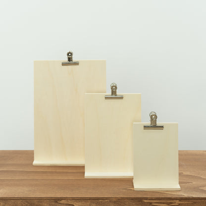 sustainable wooden clipboard stand for pop-up shops and retail stores

