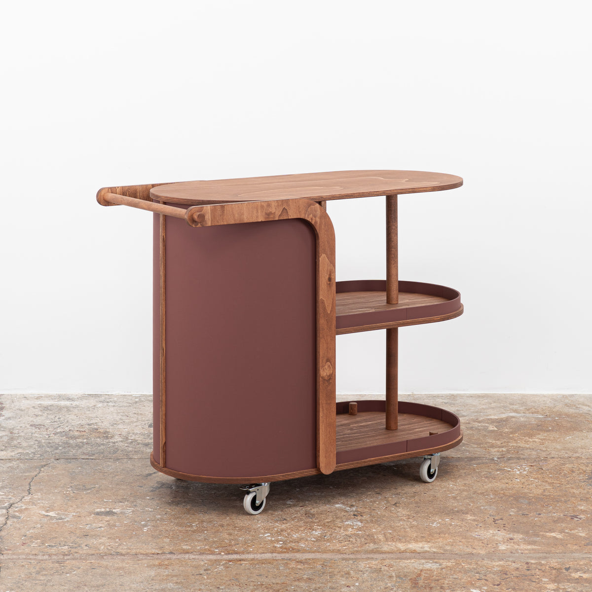 Premium mobile trolley ideal for restaurant and banquet service