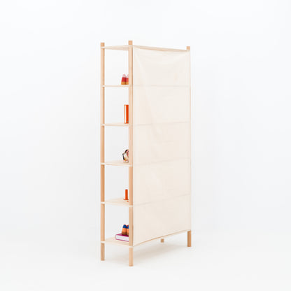 versatile shelving system for market stalls