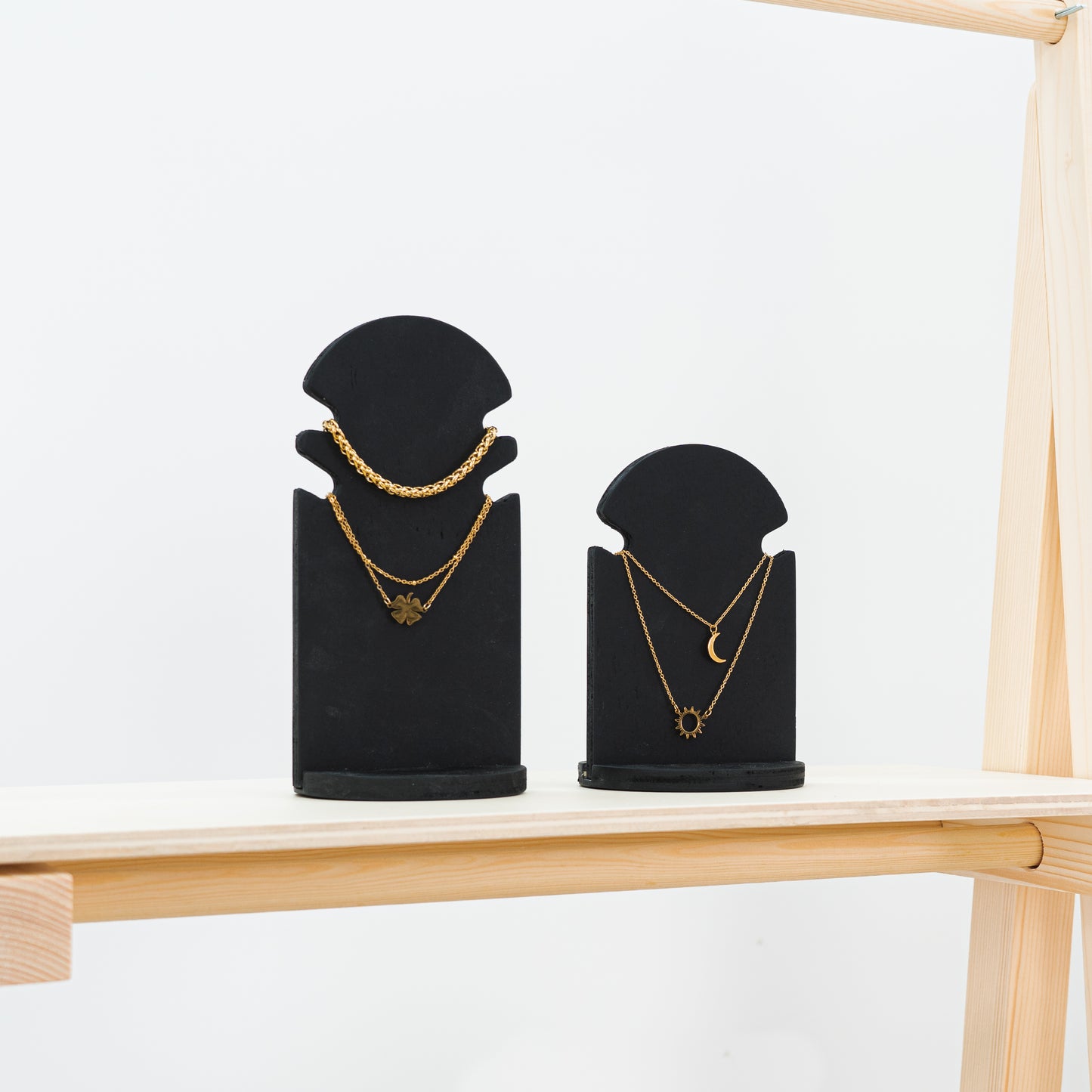 SAMPLE SALE | Set of 3 necklace displays VAB-07-BL No. 41 | Jewelry display stands