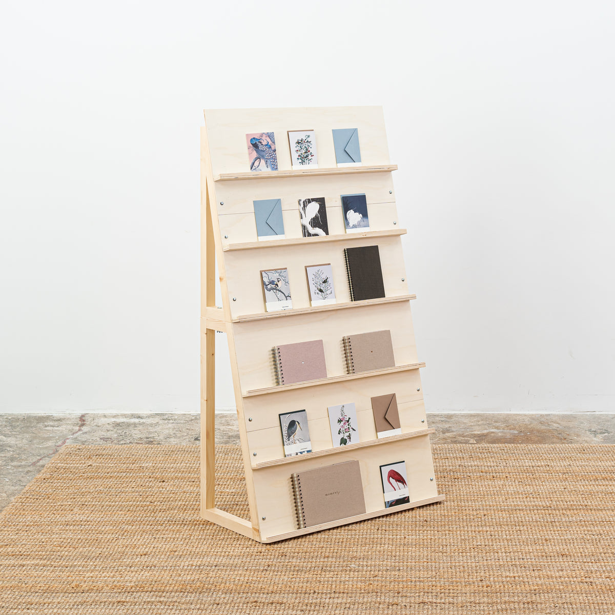 Foldable Wooden Display Stand for Notebooks & Cards – Milimetry