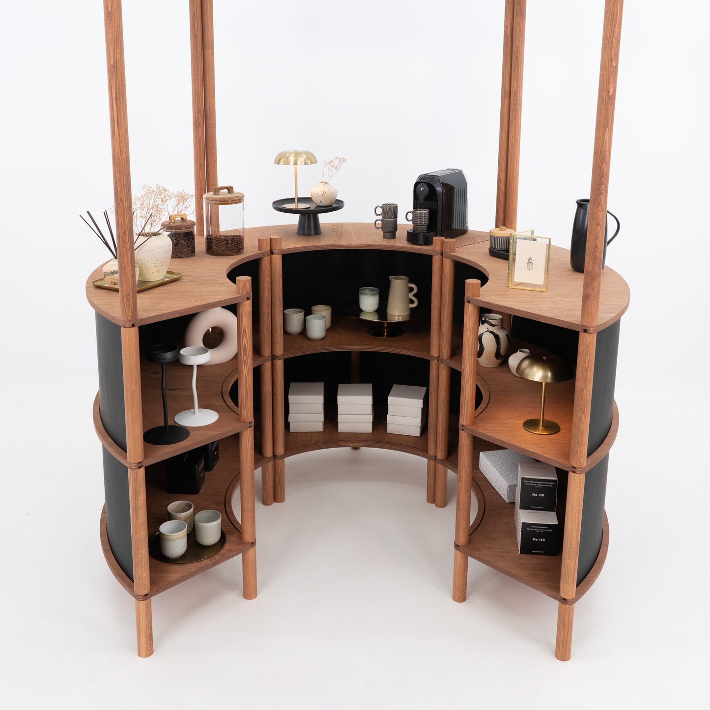 Station de service client incurvée Nara II | café + couleur personnalisée