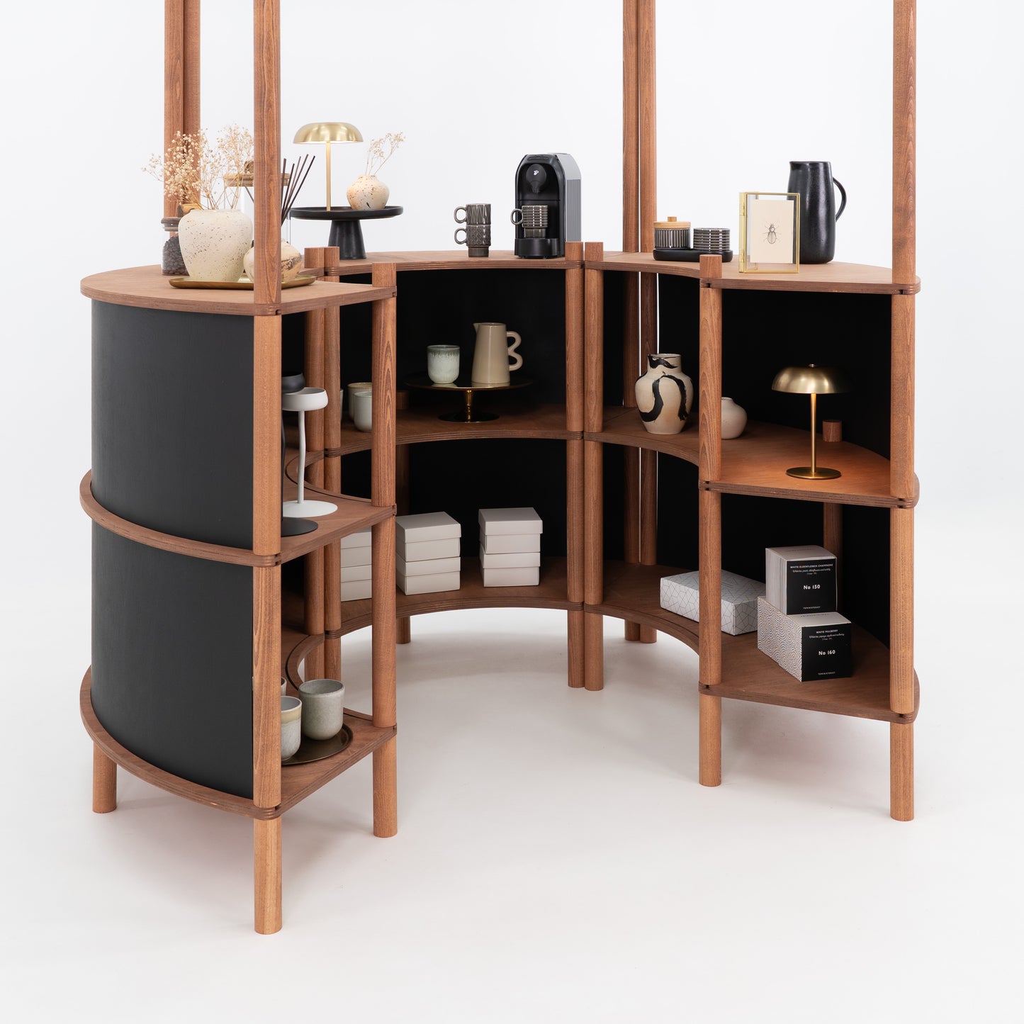 Station de service client incurvée Nara II | café + couleur personnalisée