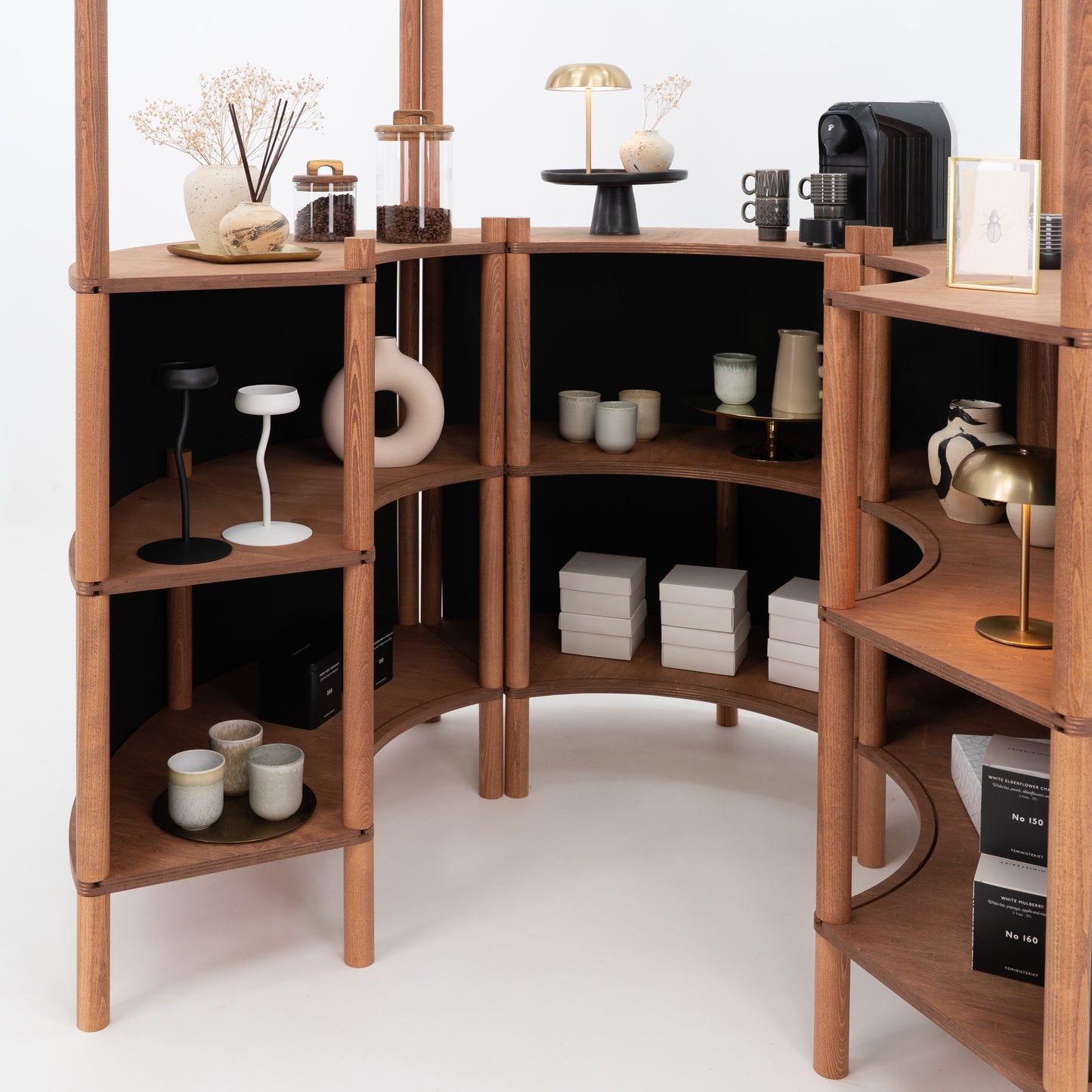 Station de service client incurvée Nara II | café + couleur personnalisée