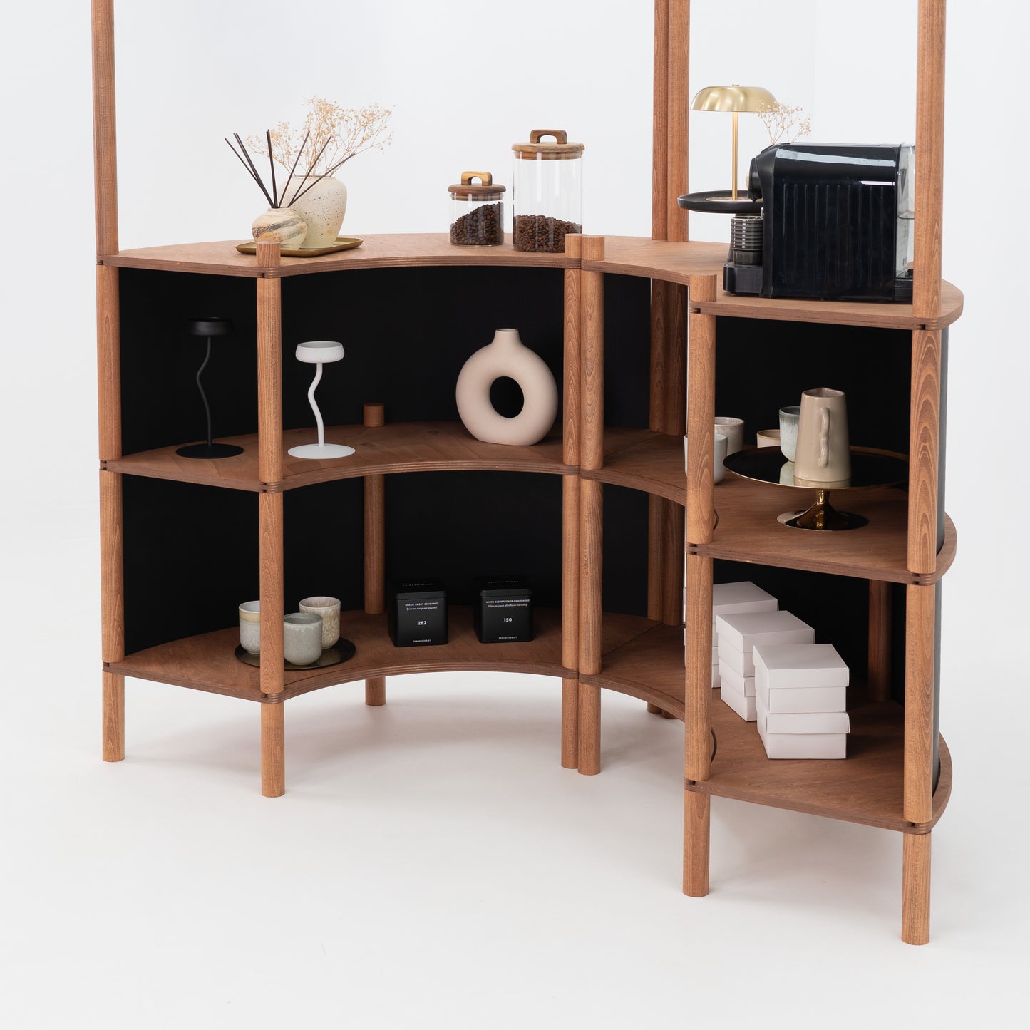 Station de service client incurvée Nara II | café + couleur personnalisée