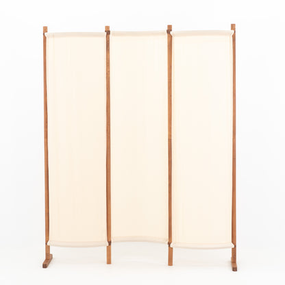 Erlebnis-Eventwand für Showroom-Storytelling und redaktionelles Produkt-Styling
