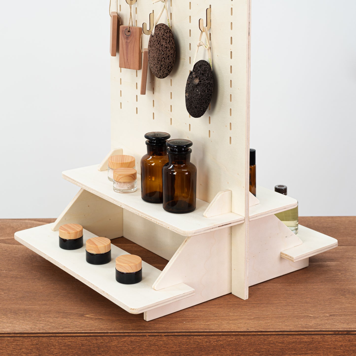 SAMPLE SALE | Pegboard VAP-05-B-NT No. 31 with hooks and shelves | display stands for scents and beauty products