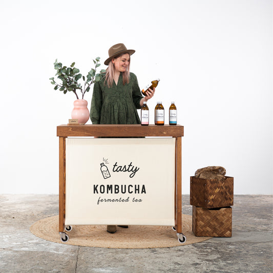 Vendor table VC-04-C-W-CF | coffee color
