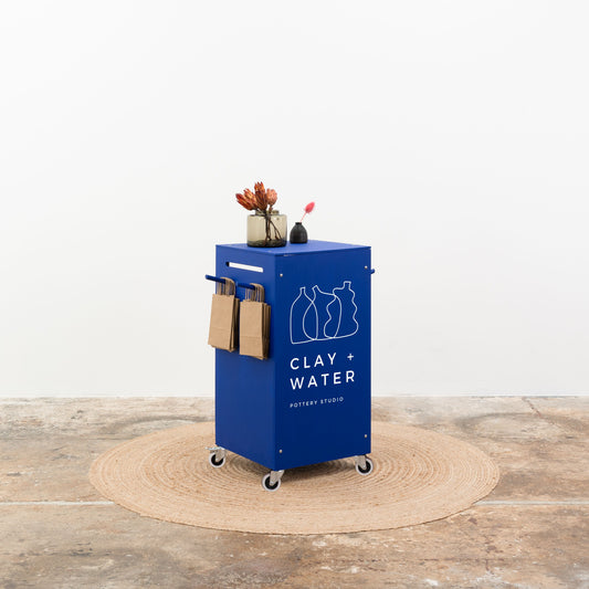 Host stand VC-06-W-ML | custom color