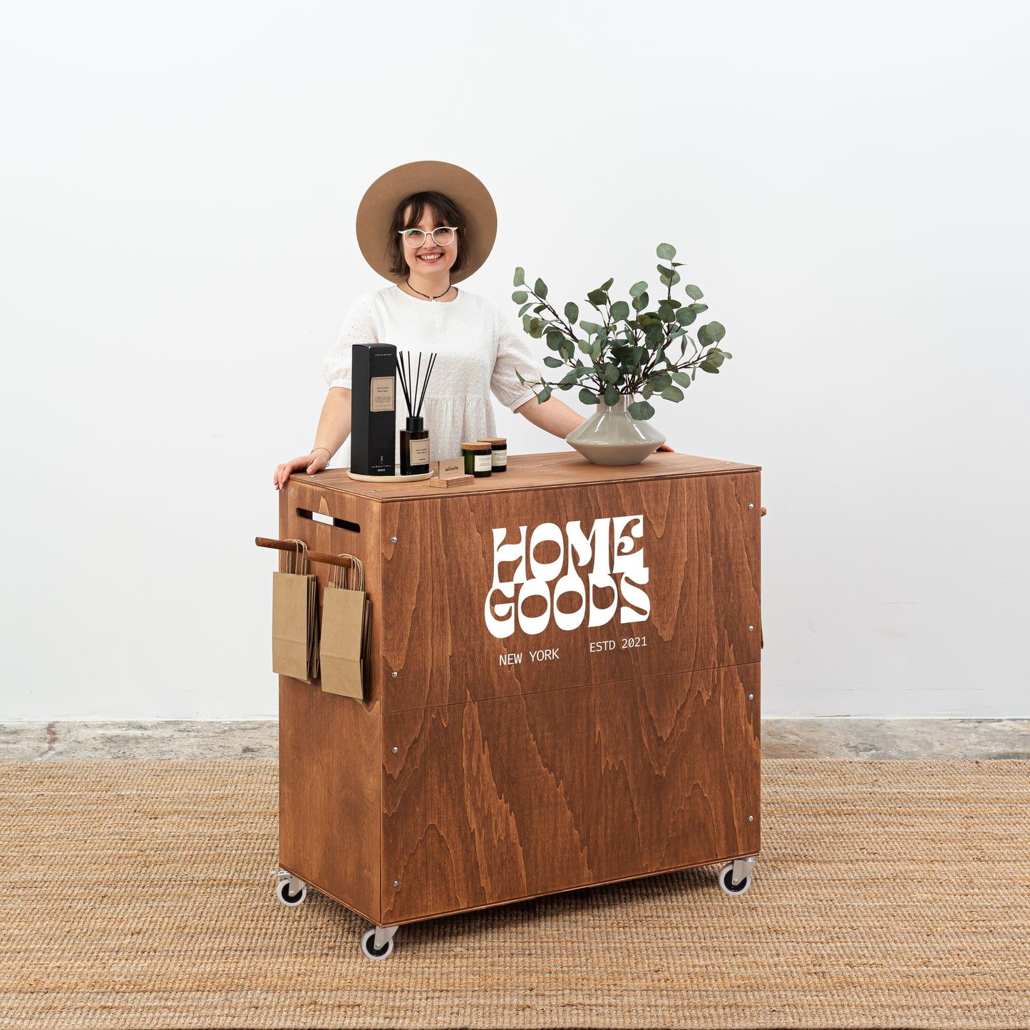 Checkout stand VC-08-W-CF | coffee color
