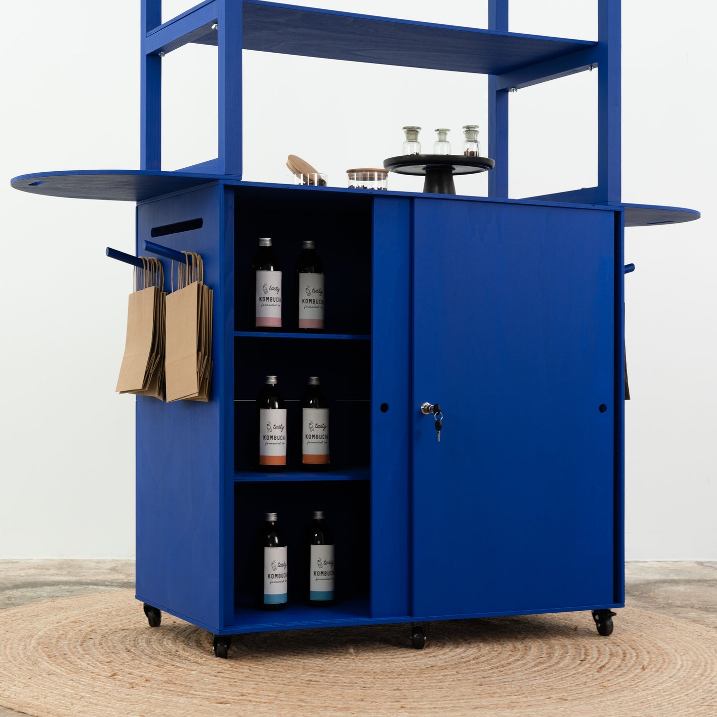 Mobile bar VC-12-W-ML | custom color