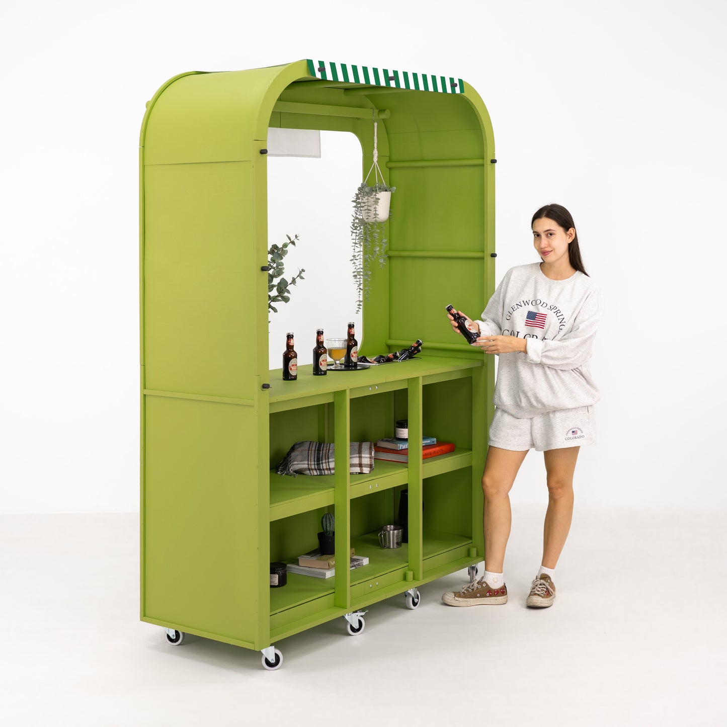 Camper Style Display Cart VC-32-W-ML | custom color