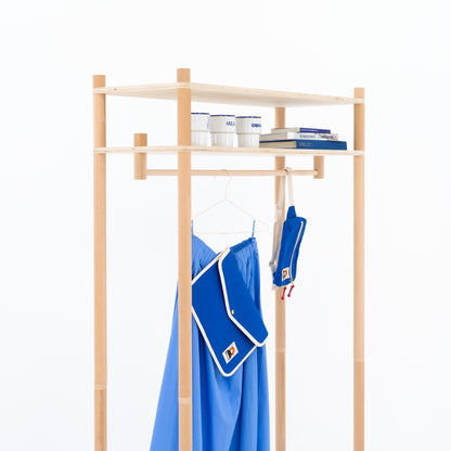 Portable clothing rack assembled without tools for trade shows
