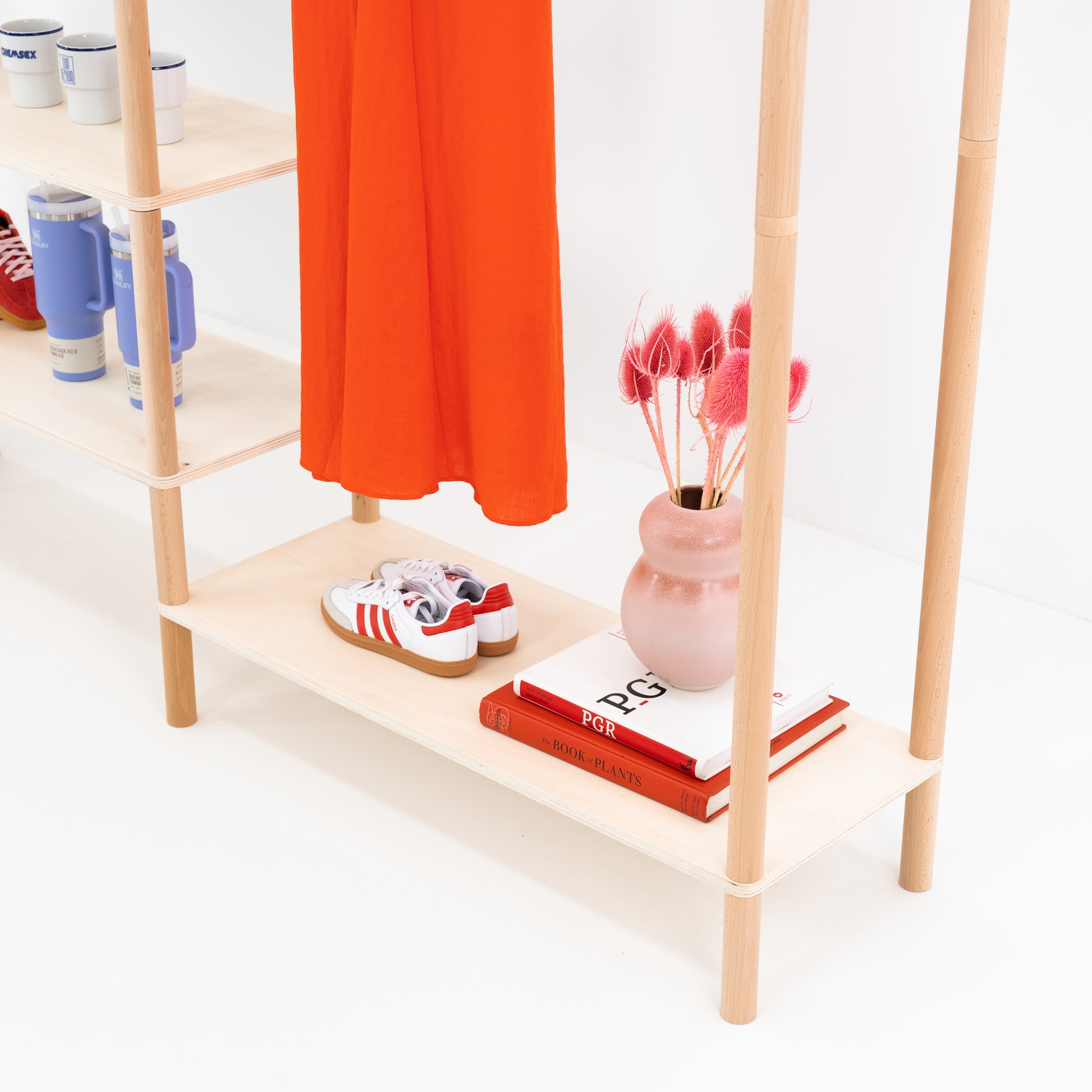 Natural BAMBUK display shelves flat-packed for transport