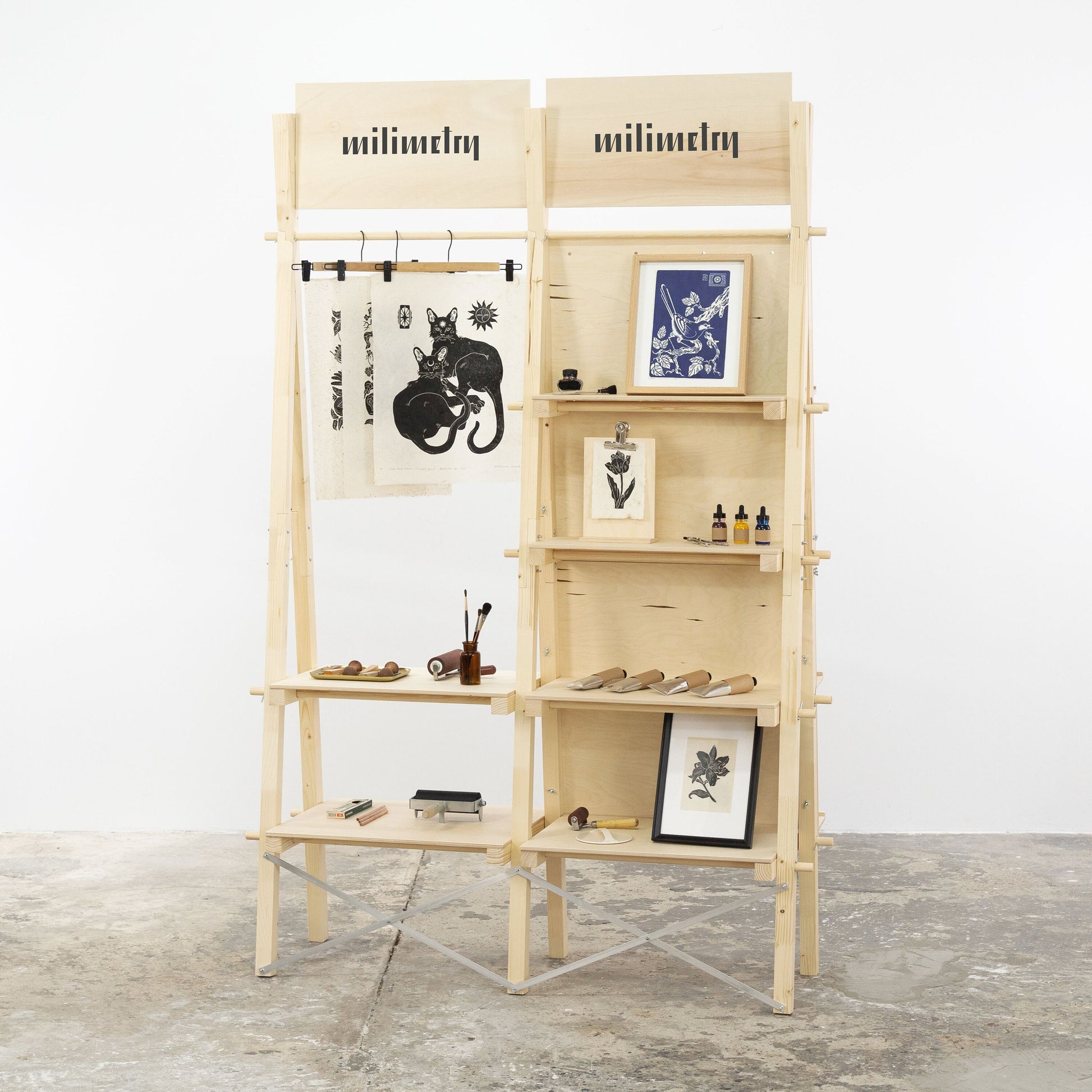 Portable double unit VPR-01: shelving unit pegboard and clothes rail | pop up store | Milimetry