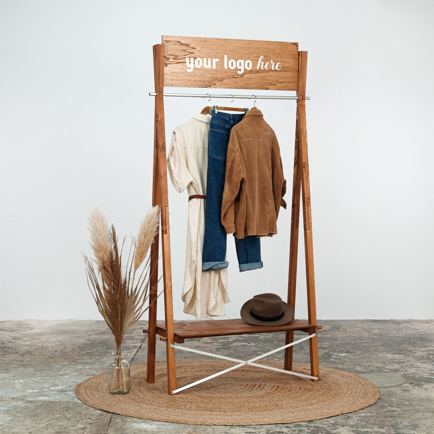 Portable wooden garment rack VR-02 with custom logo board  | pop up store | Milimetry
