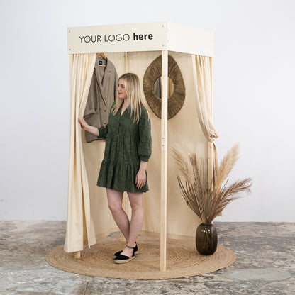 Collapsible Wooden Fitting Room VH-03-NT for trade shows, showrooms, fashion fair and events | Milimetry